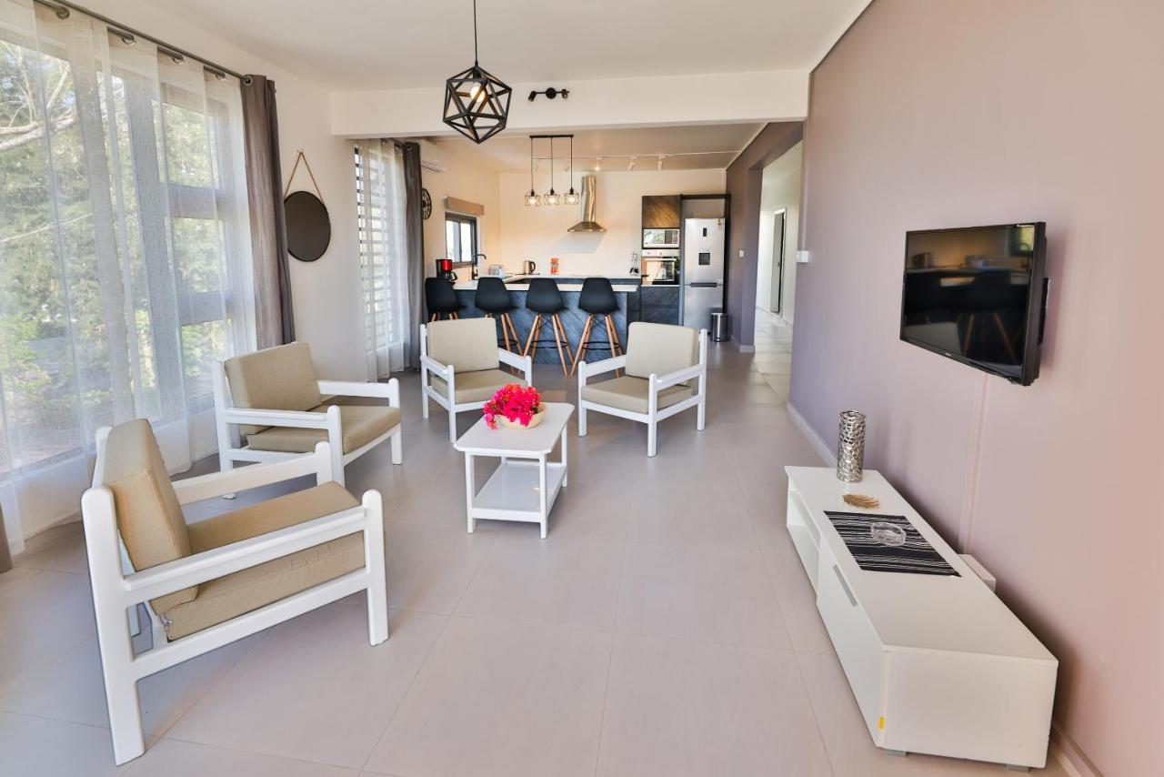 Oceanbreeze Apartments Mont Choisy מראה חיצוני תמונה